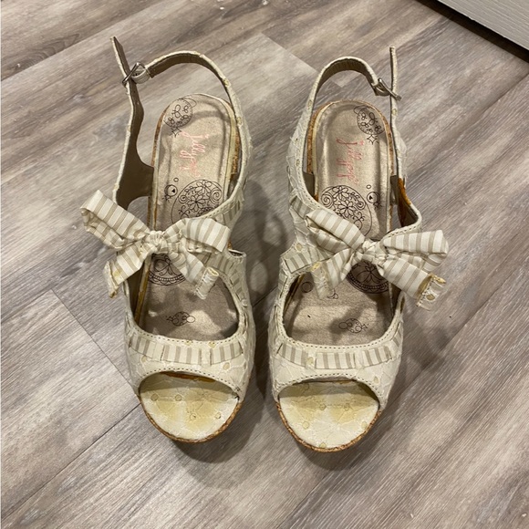 White Summer Wedges Sandals - Picture 3 of 3